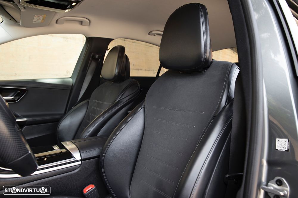 Mercedes-Benz C 300 d AMG Line - 22