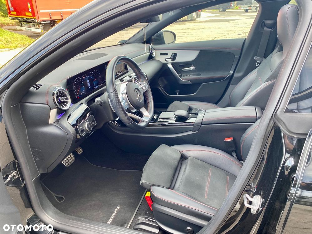 Mercedes-Benz CLA 220 d 4-Matic AMG Line 8G-DCT - 22