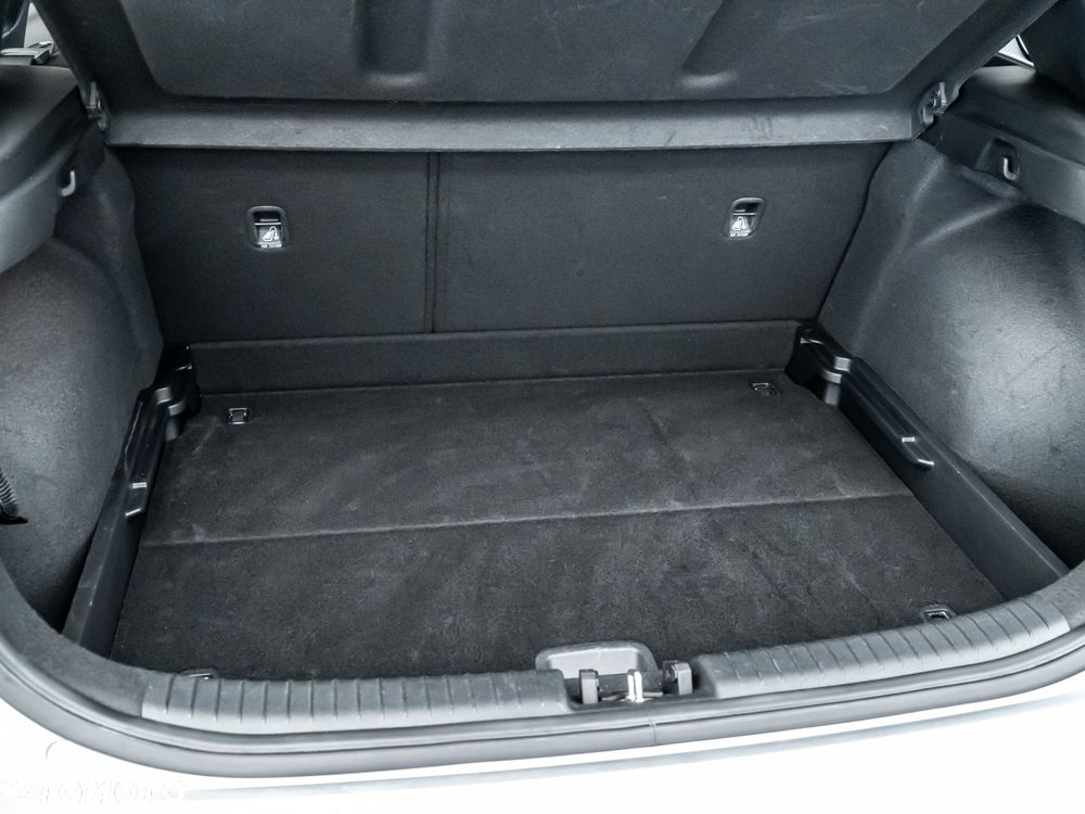 Kia Ceed 1.5 T-GDI M - 28