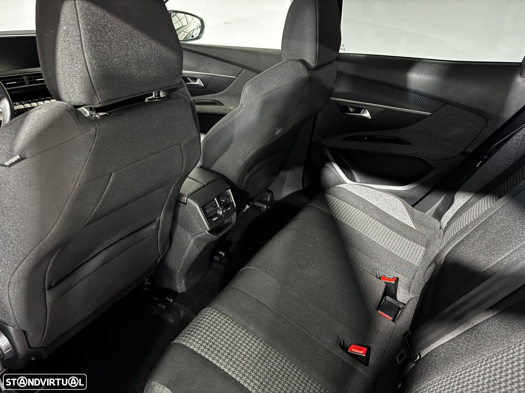Peugeot 3008 1.6 BlueHDi Allure - 21