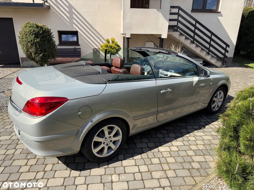 Opel Astra 1.8 Cosmo - 8