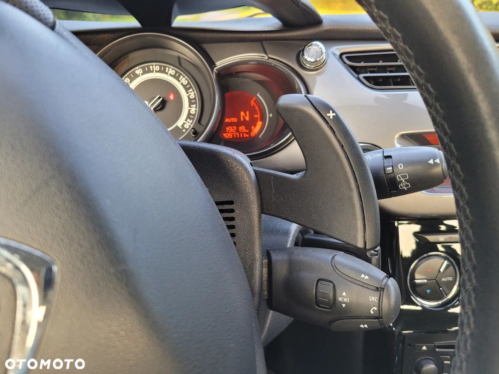 Citroën C3 1.2 e-VTi Exclusive ETG - 17