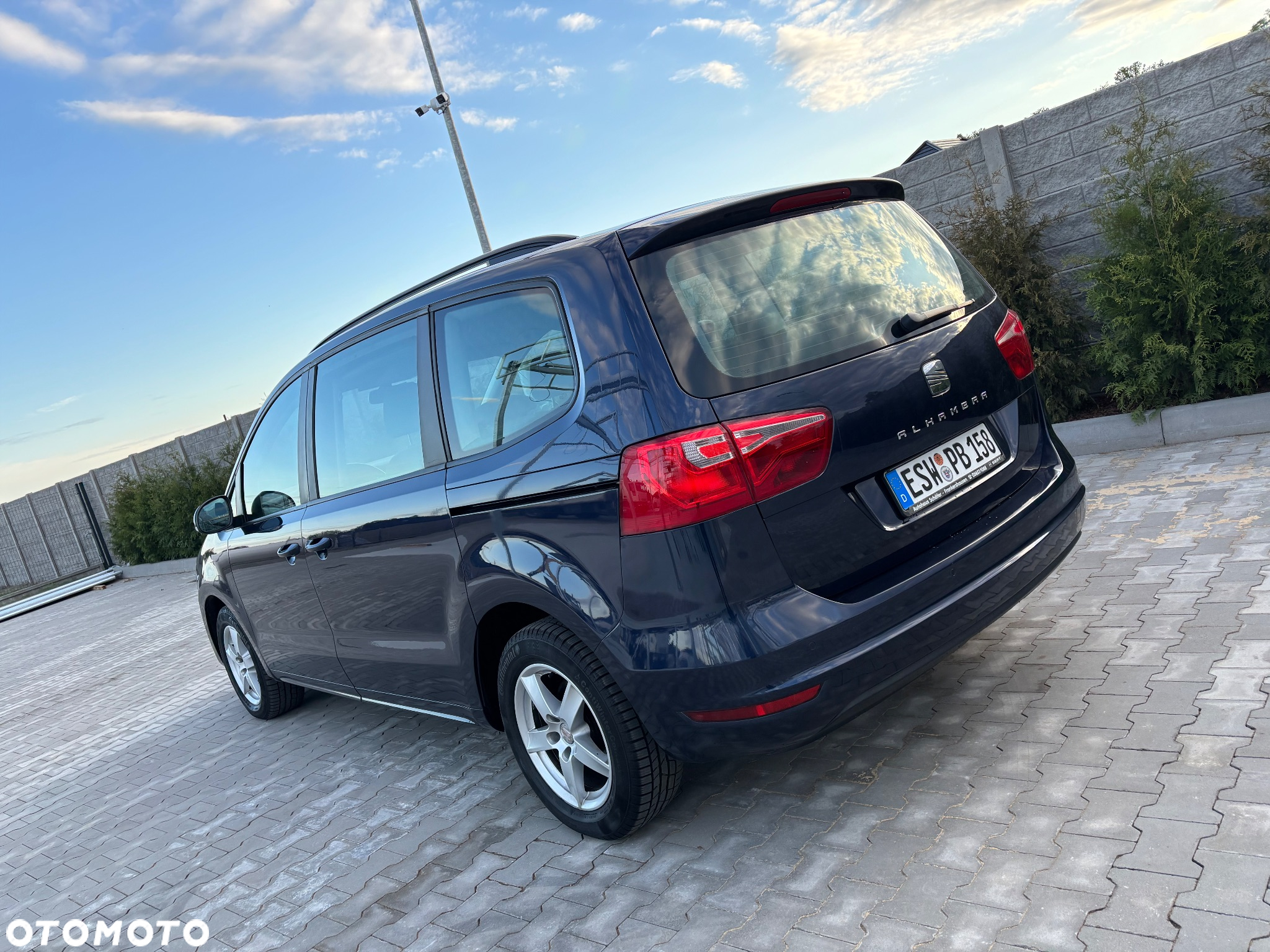 Seat Alhambra 2.0 TDI Ecomotive Reference - 4