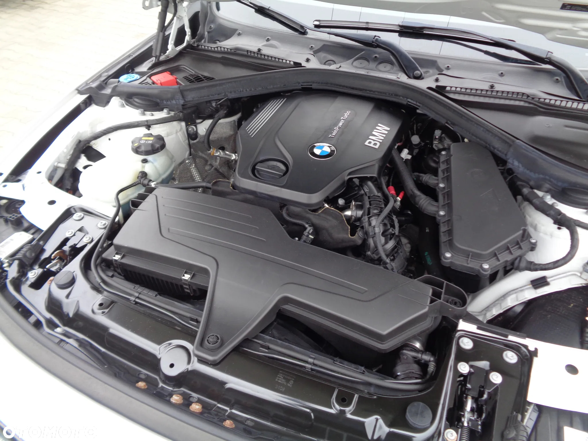 BMW Seria 3 320d Touring xDrive Sport Line - 30
