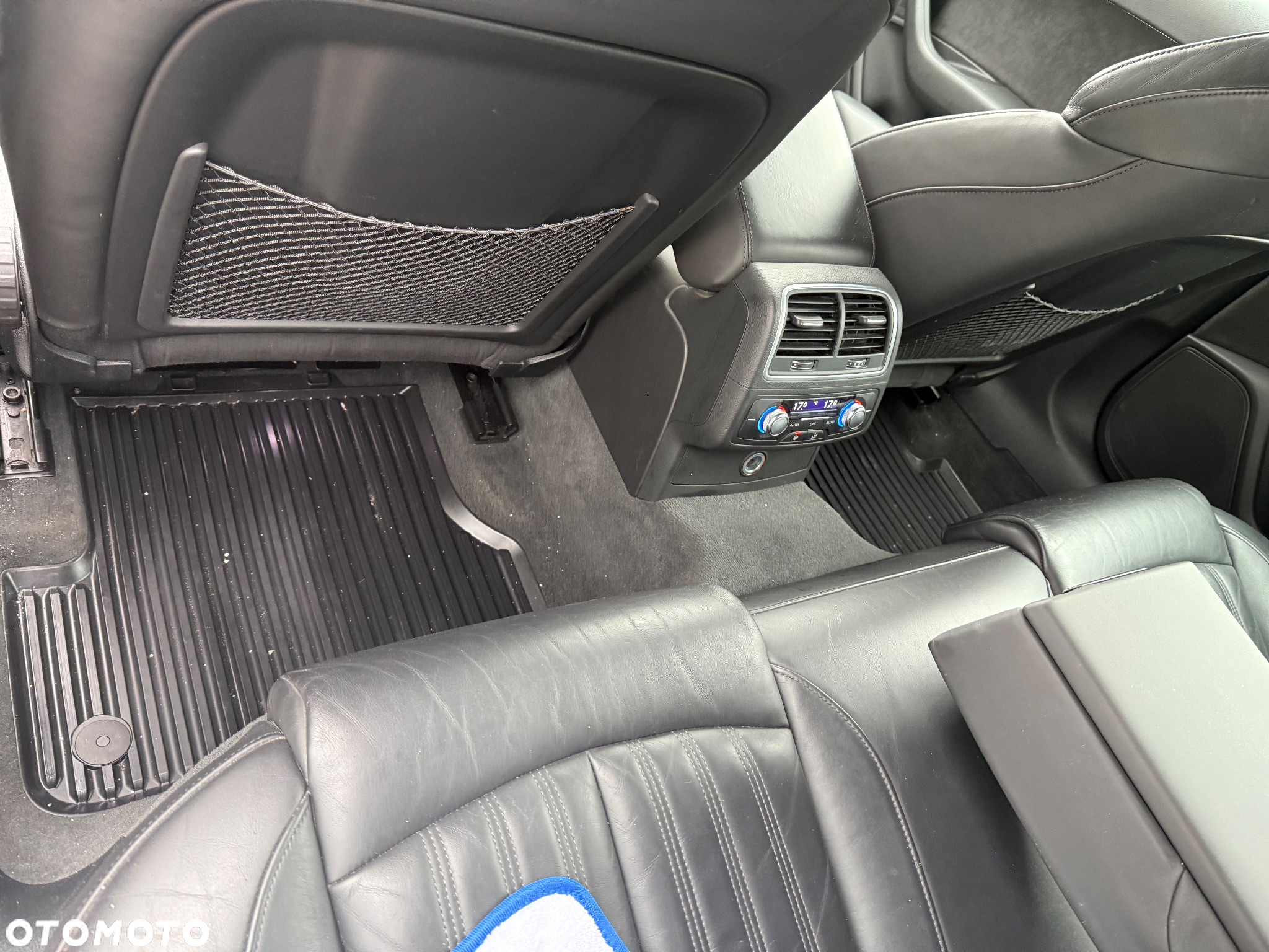 Audi A6 Avant 2.0 TDI Ultra S tronic - 25