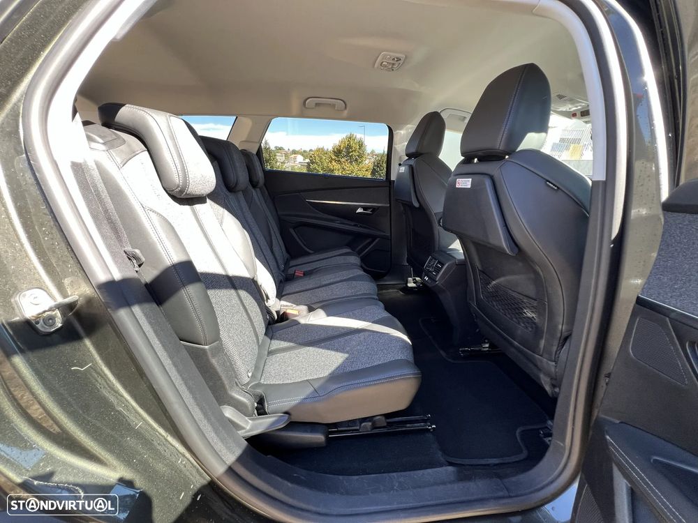 Peugeot 5008 1.5 BlueHDi Allure EAT8 - 18