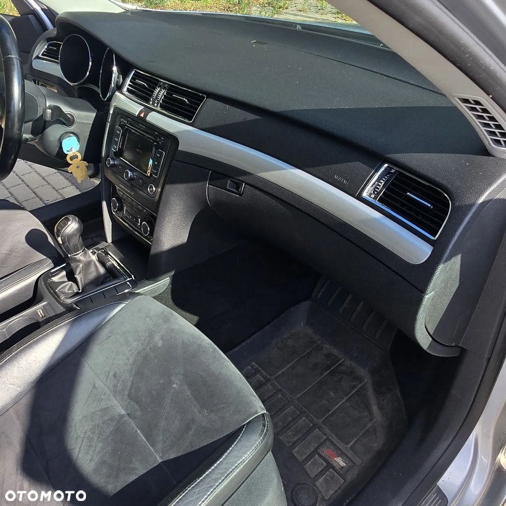 Skoda Superb - 16