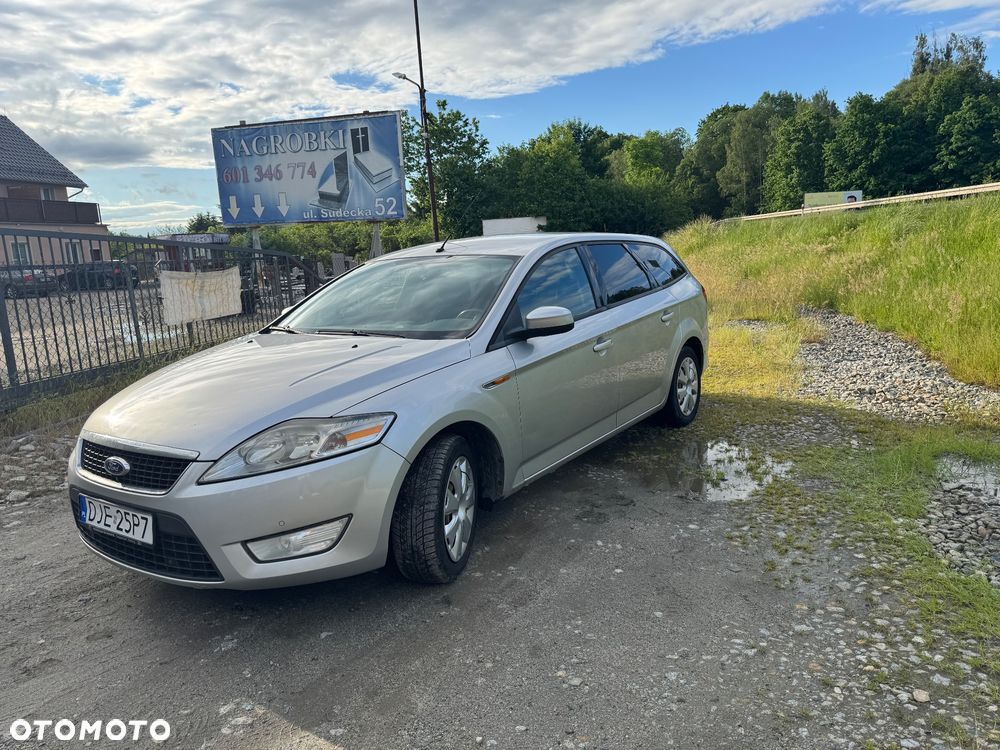 Ford Mondeo 2.0 TDCi Ambiente - 4