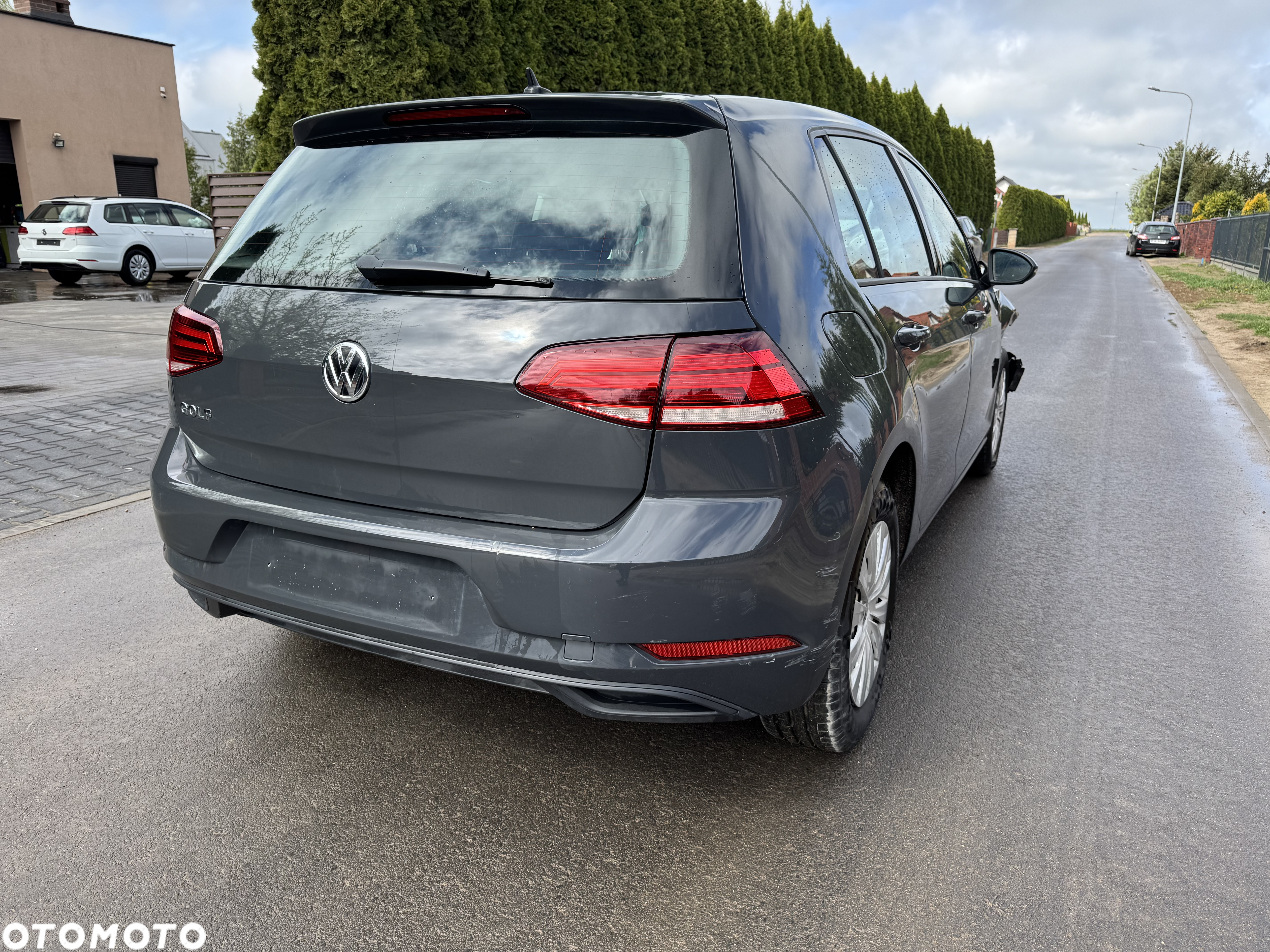 Volkswagen Golf VII 1.0 TSI BMT Trendline - 6
