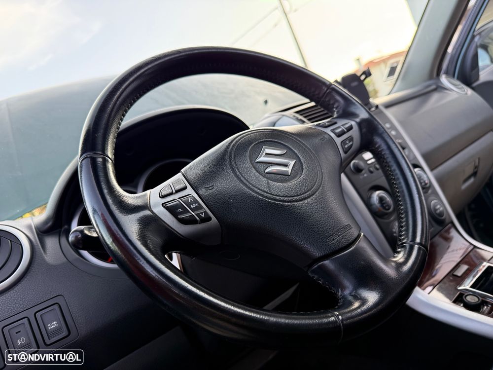 Suzuki Grand Vitara 1.9 DDiS X-Premium - 41
