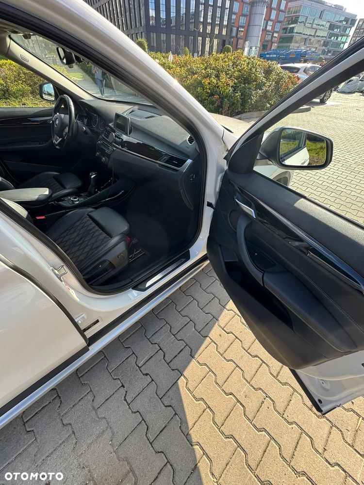 BMW X1 xDrive20i xLine - 9
