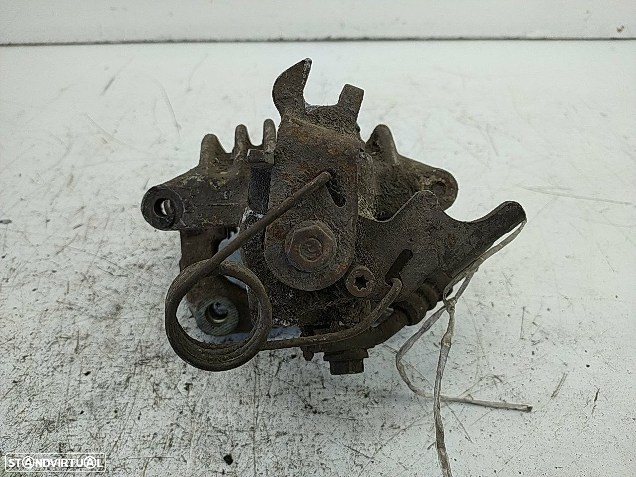 Pinça Tras Esquerda Audi A4 Avant (8D5, B5) - 3