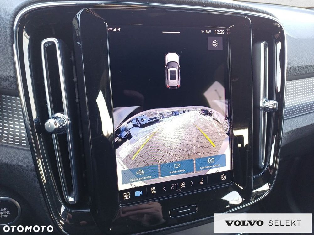 Volvo XC 40 - 23
