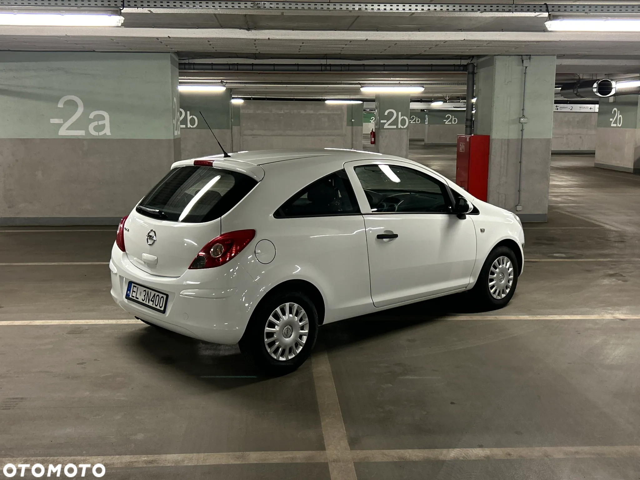 Opel Corsa 1.0 12V Essentia - 8