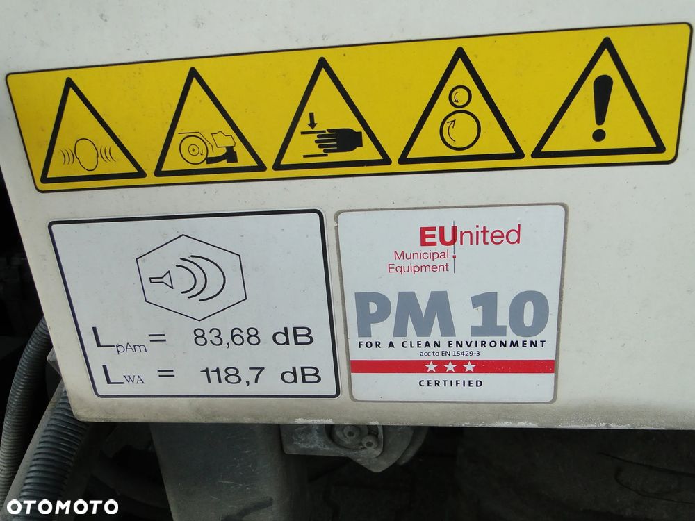 Mitsubishi Fuso Canter - 12