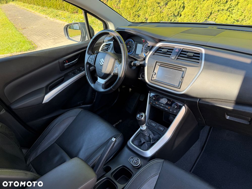 Suzuki SX4 S-Cross 1.6 DDiS 4x4 limited+ - 26