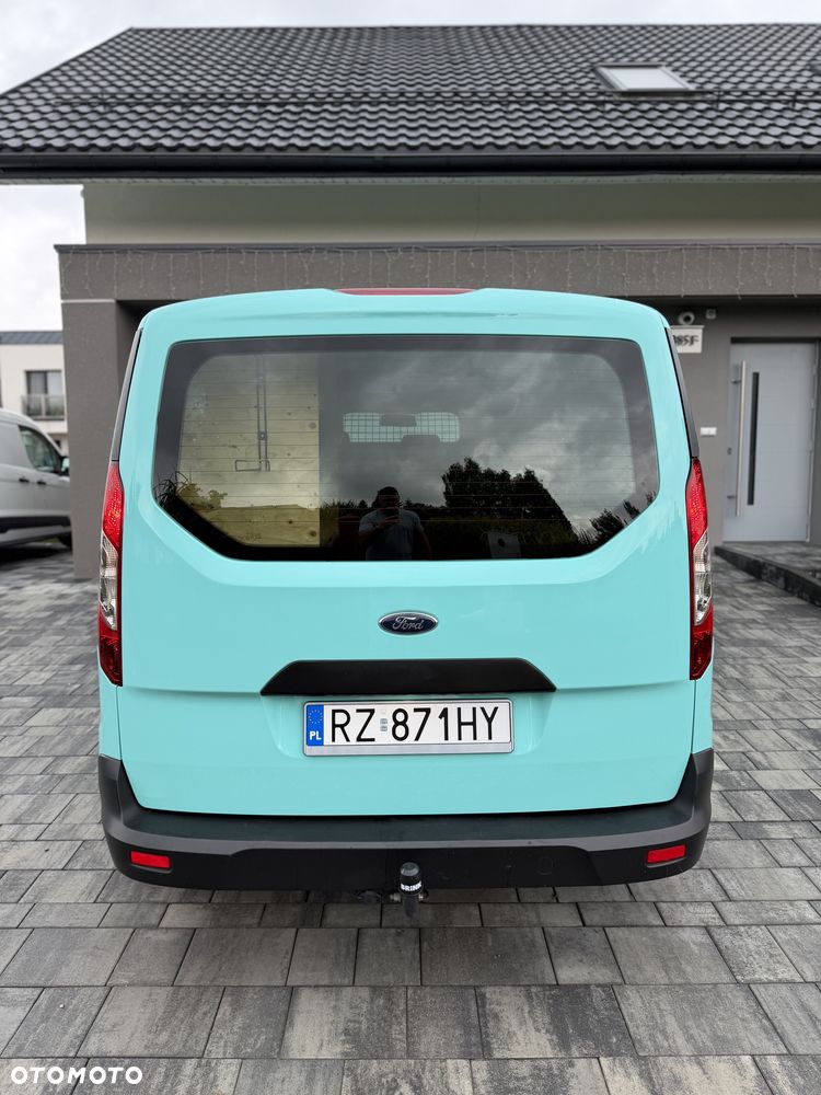 Ford TRANSIT CONNECT - 13