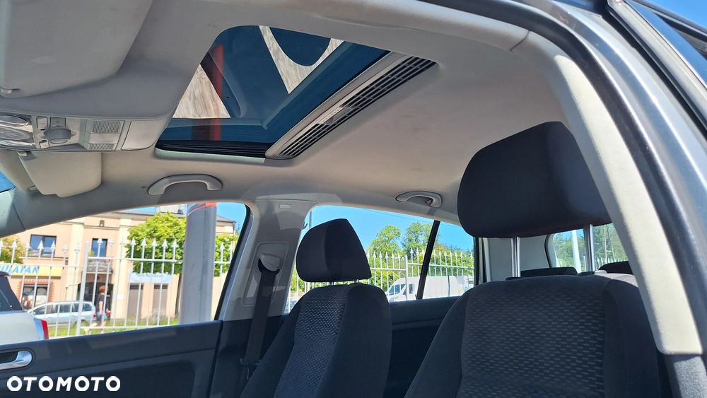 Volkswagen Golf Plus - 15
