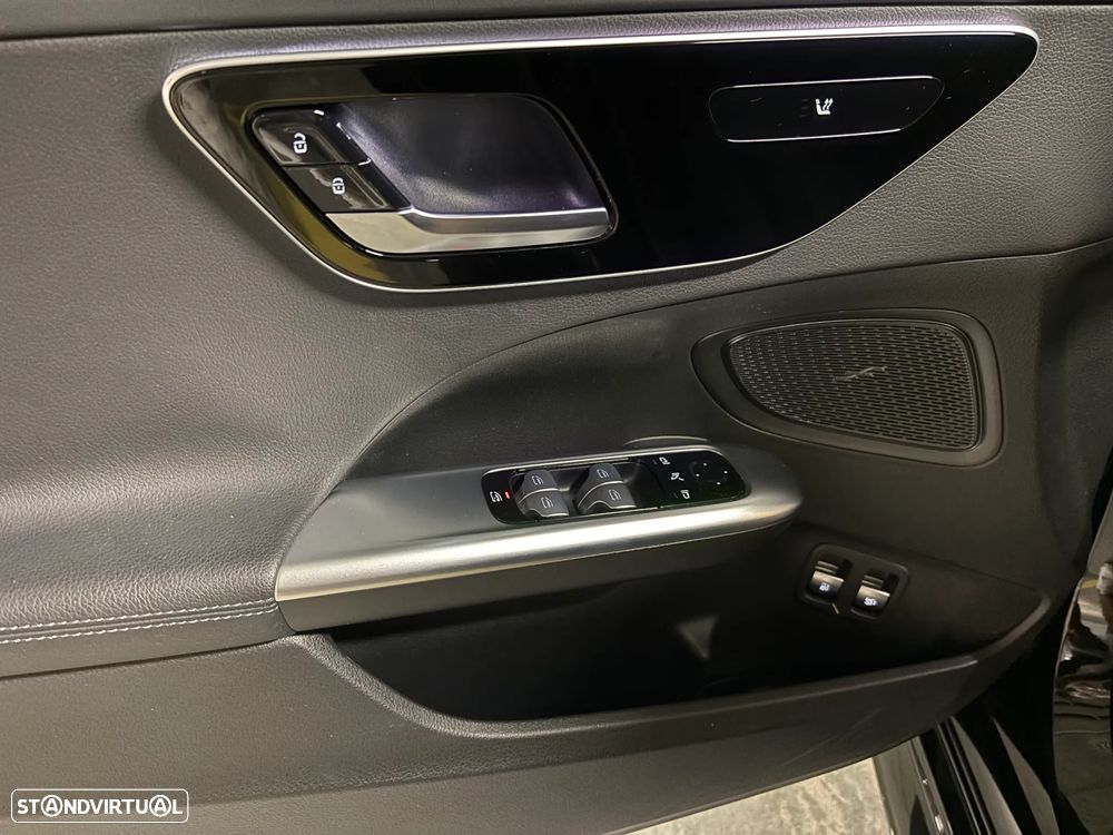 Mercedes-Benz C 300 - 12