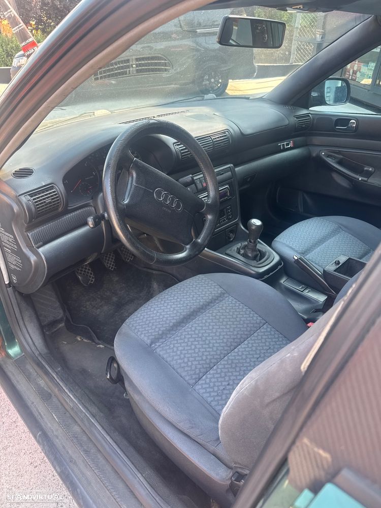 Audi A4 1.9 TDI Sport - 6