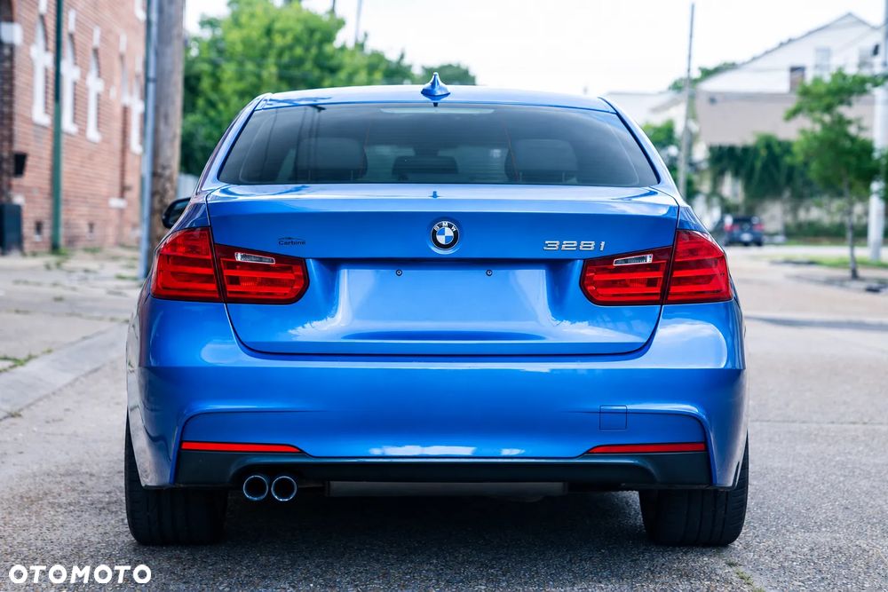 BMW Seria 3 328i - 5