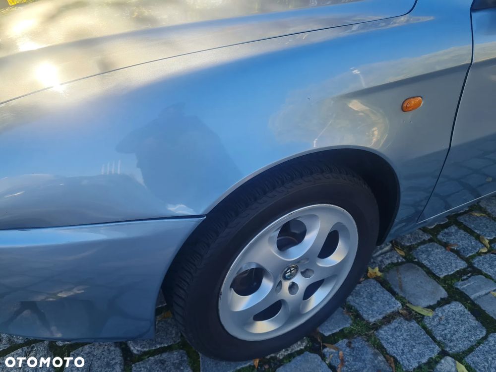Alfa Romeo 147 - 19