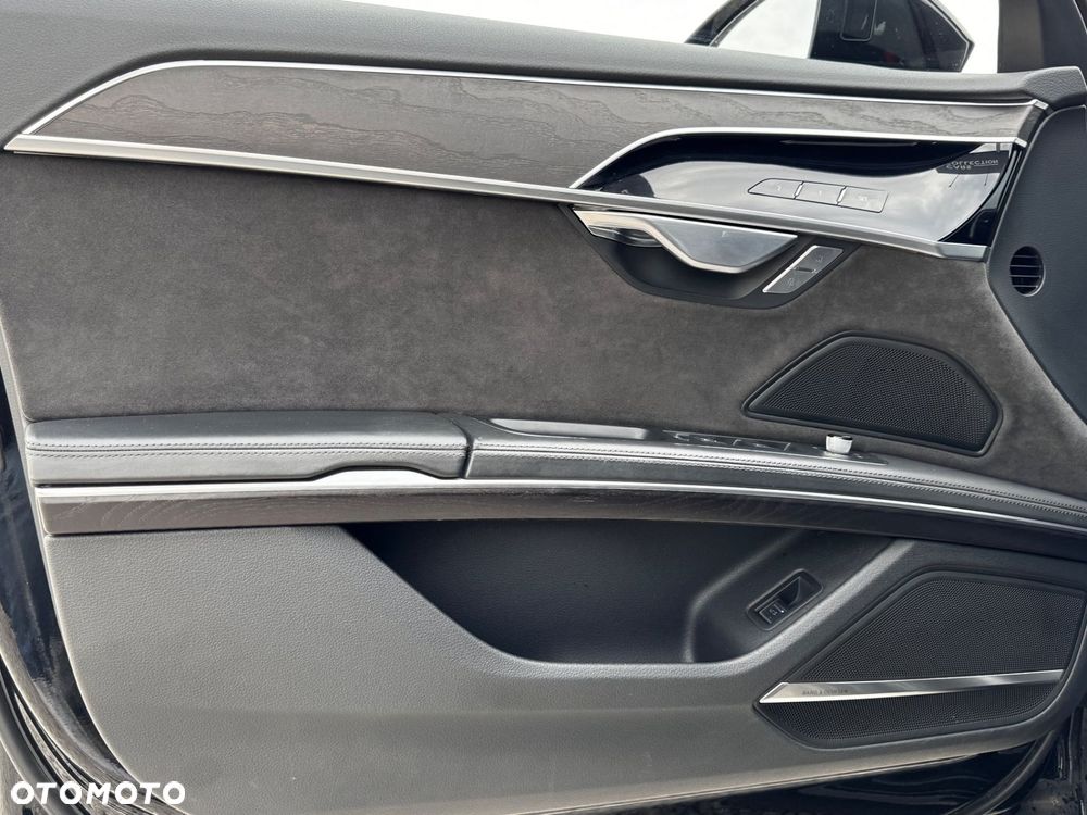 Audi A8 - 17