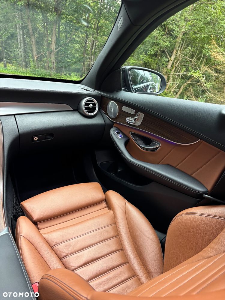 Mercedes-Benz Klasa C 43 AMG 4MATIC - 28