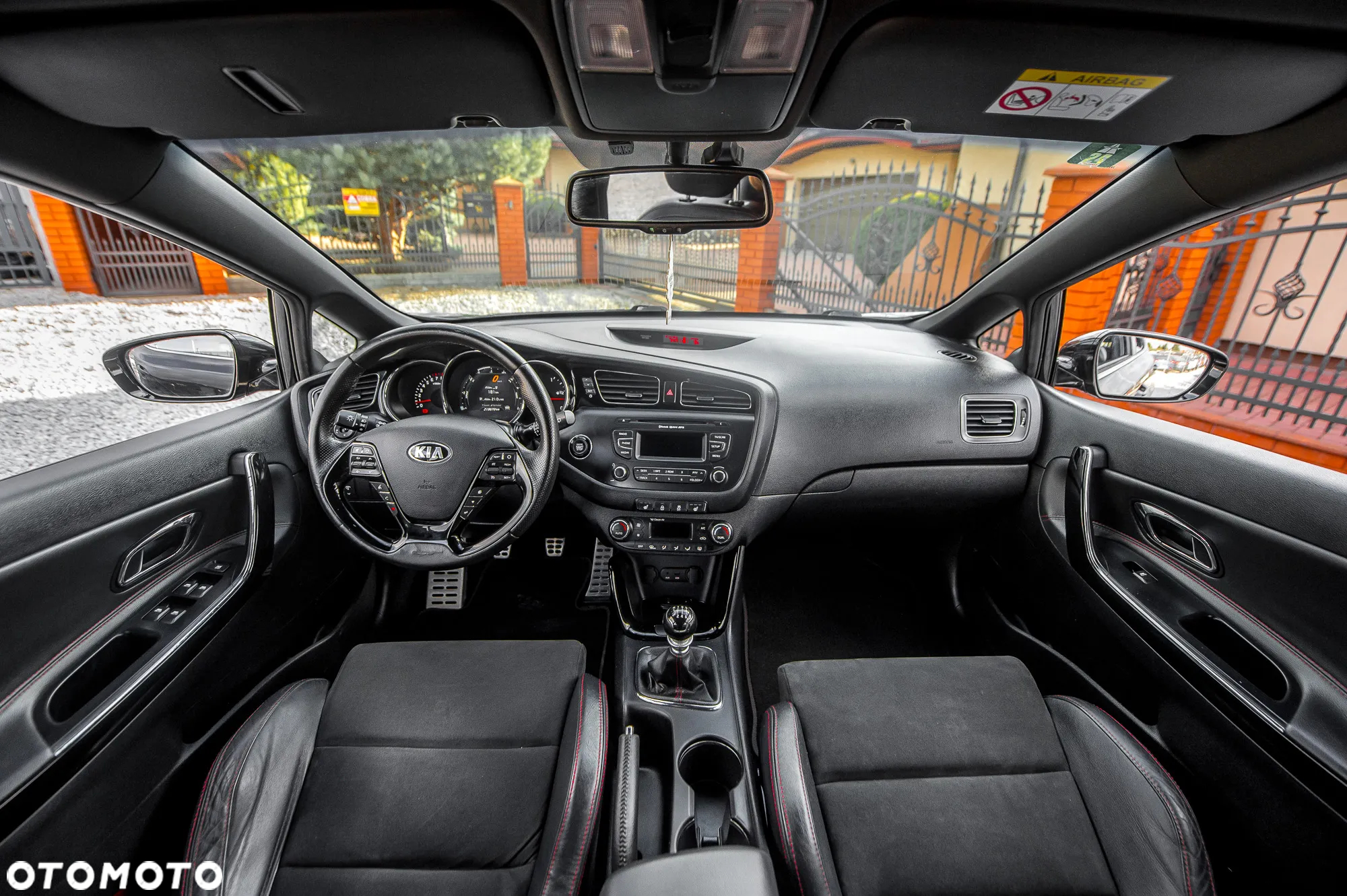 Kia Ceed Cee'd 1.6 T-GDI GT - 23