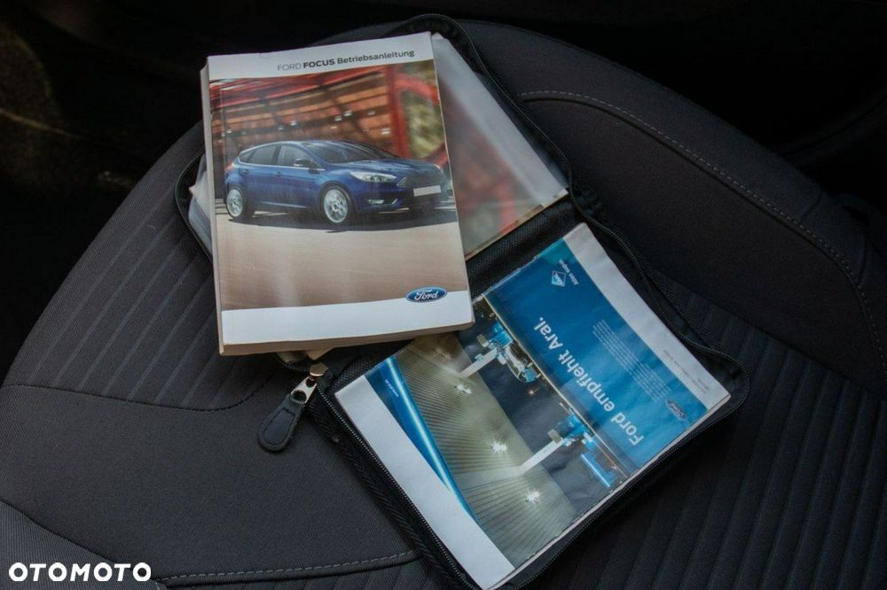 Ford Focus 1.0 EcoBoost Titanium - 30