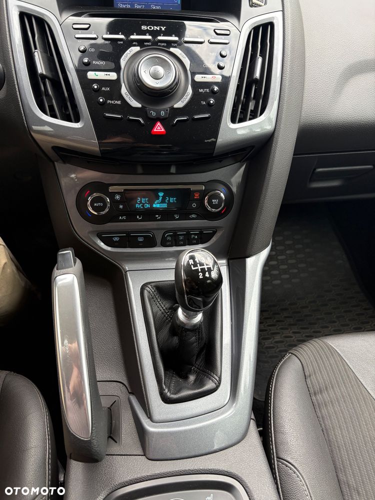 Ford Focus 1.6 EcoBoost Titanium - 6
