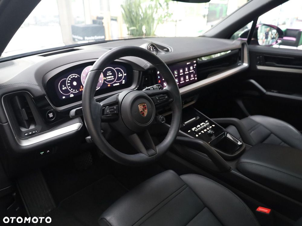 Porsche Cayenne - 8