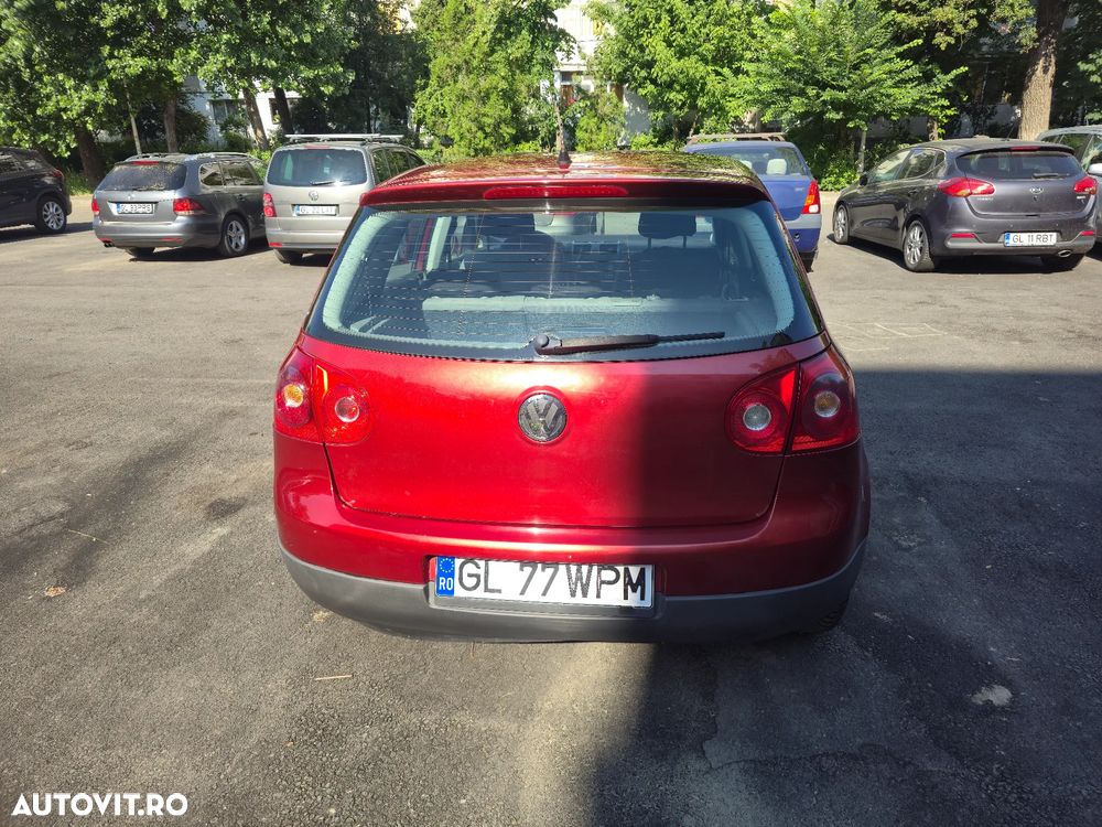 Volkswagen Golf - 5