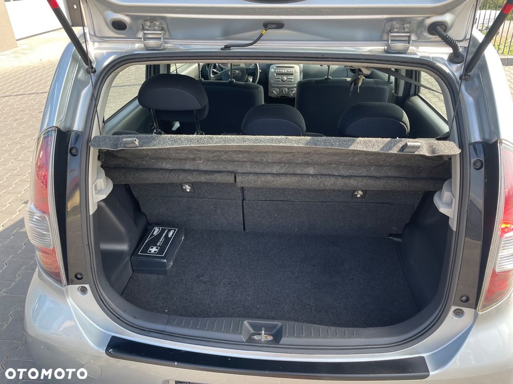 Subaru Justy - 18