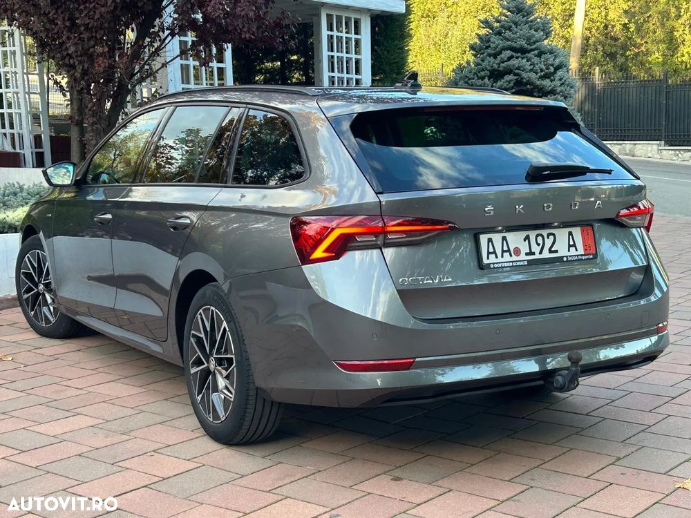 Skoda Octavia Combi 2.0 TDI DSG Clever - 8