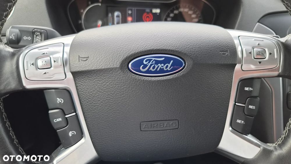 Ford Mondeo 1.6 TDCi Start-Stopp Titanium - 24