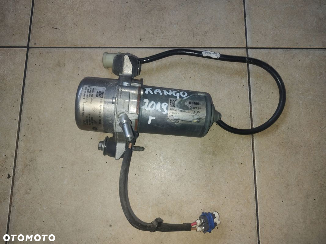 KANGOO II LIFT Z.E. POMPA VACUM A4534300132 - 2