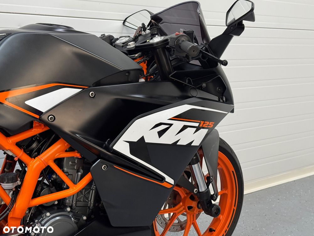 KTM RC 125 - 8