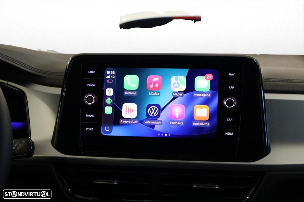 VW T-Roc 1.5 TSI Urban DSG - 19