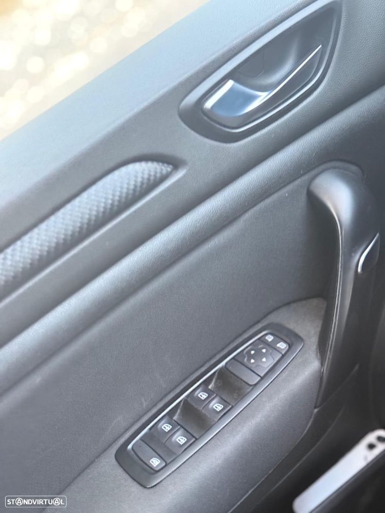 Renault Mégane Sport Tourer 1.5 dCi Zen - 6