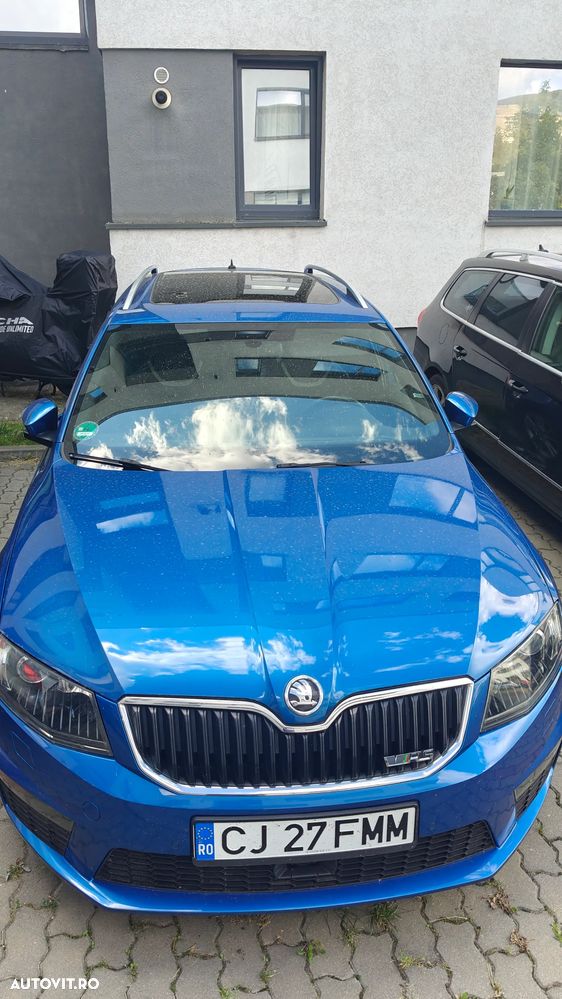 Skoda Octavia 2.0 TDI DSG RS - 2