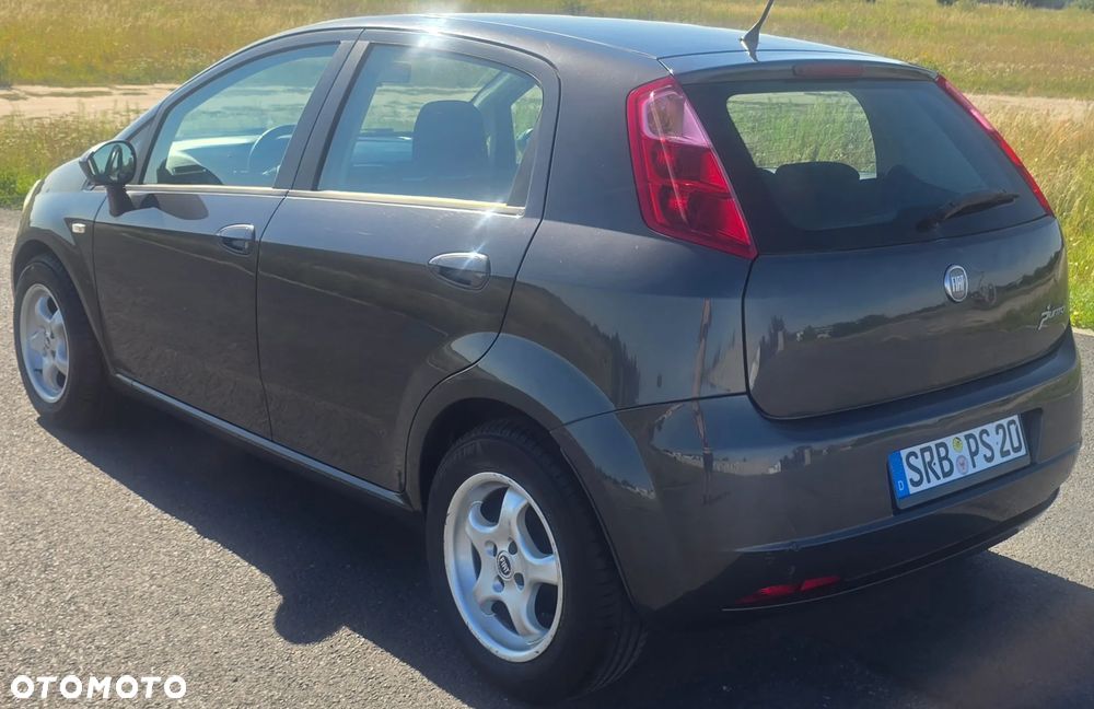 Fiat Grande Punto 1.4 16V Racing - 17