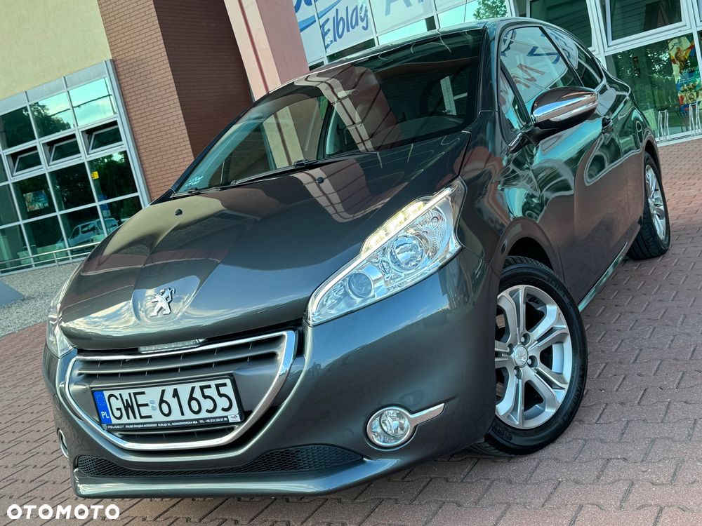 Peugeot 208 - 2