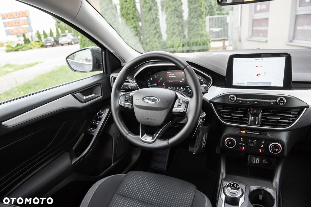 Ford Focus - 27