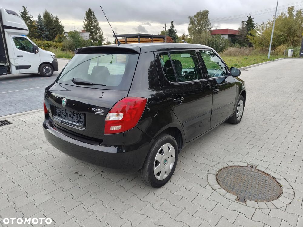 Skoda Fabia - 6