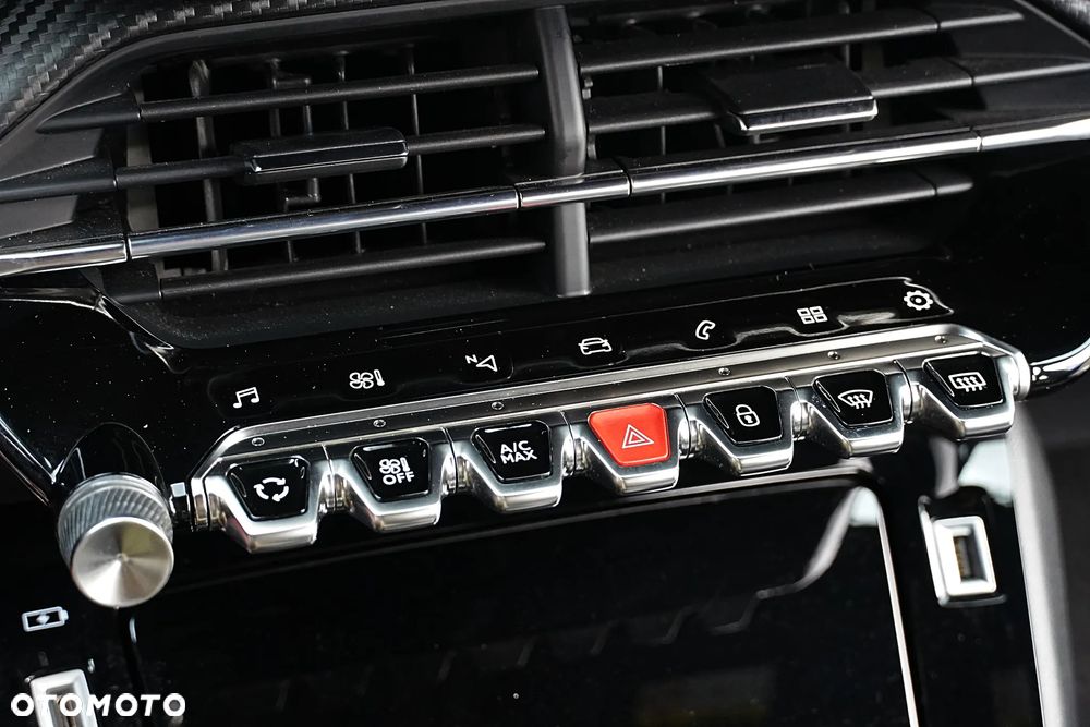 Peugeot 2008 - 21