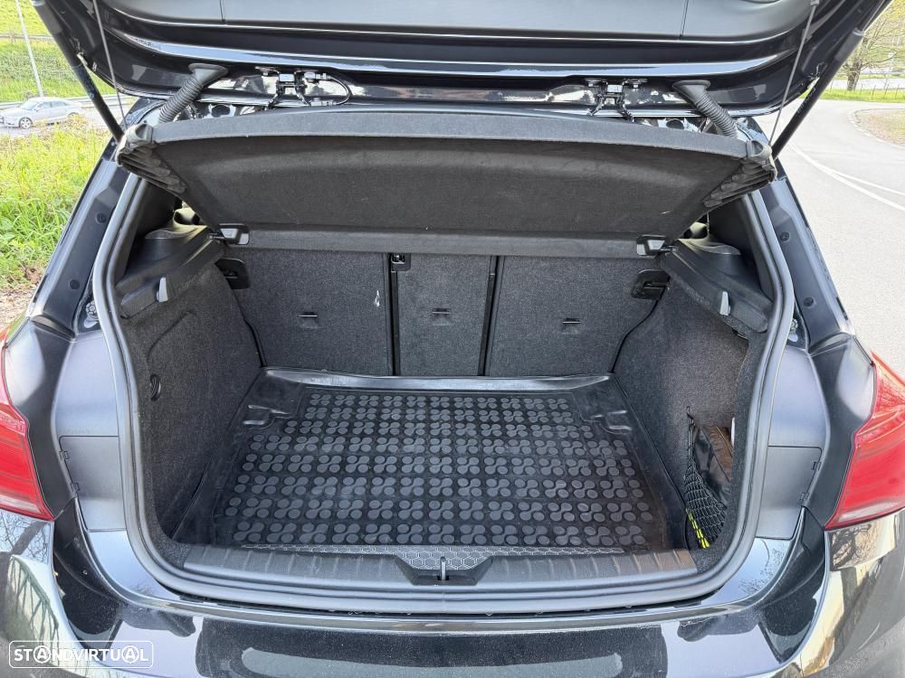 BMW M140i Aut. Special Edition - 32