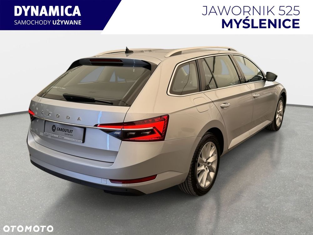 Skoda Superb 2.0 TDI SCR Ambition DSG - 9