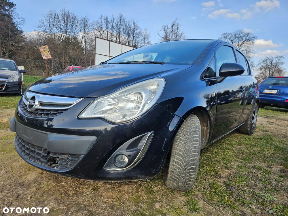 Opel Corsa 1.4 16V Innovation - 2
