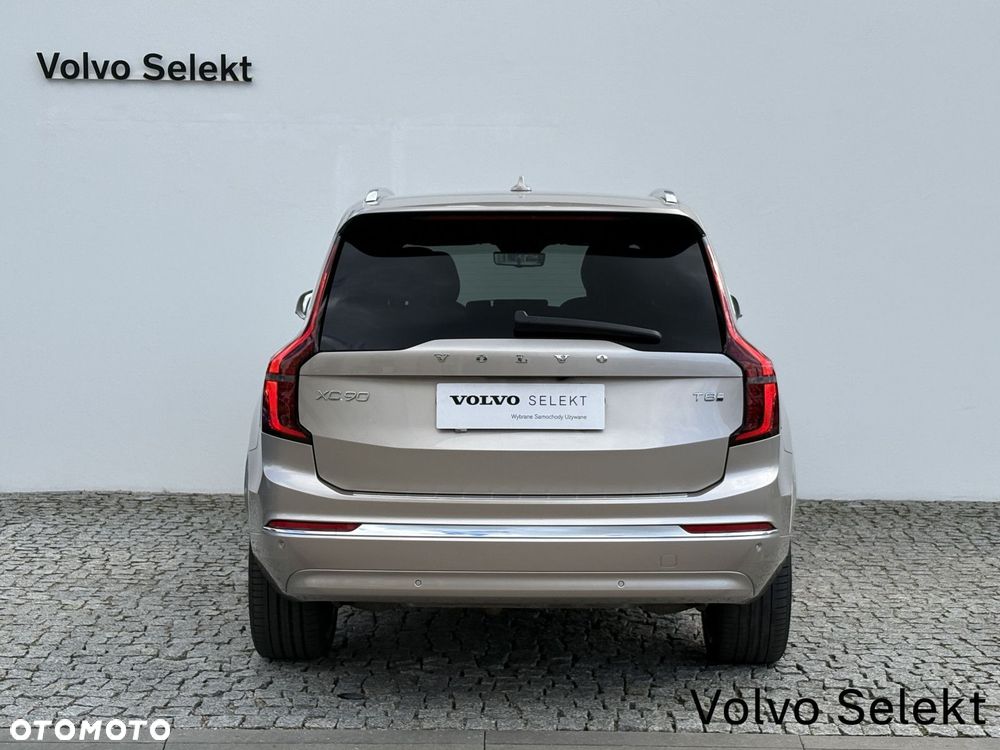 Volvo XC 90 - 8